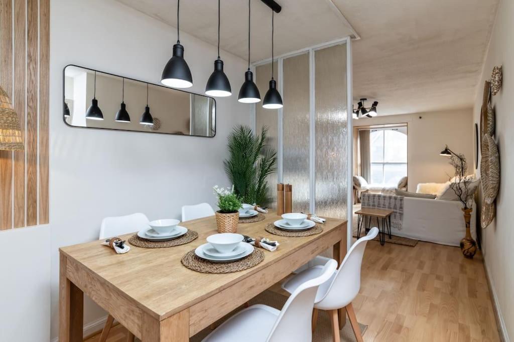 Silver Stone Suite - In The Heart Of Aberdeen Eksteriør bilde